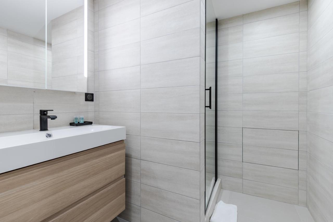 Apartment Hsh Parmentier-couronnes I Design 6p-2br *